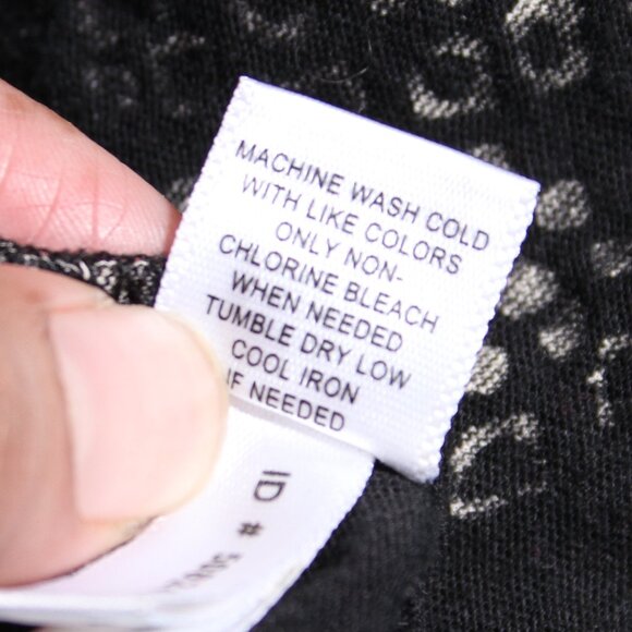 Express Flowy Halter Top Blouse - Picture 4 of 5